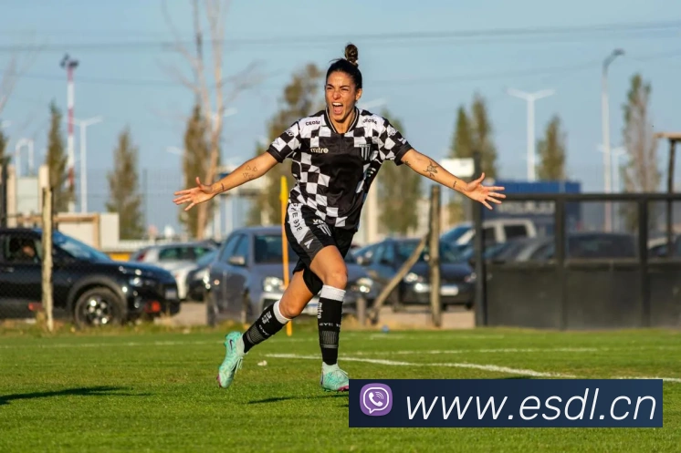 王霜学历背景曝光 女足球员如何学业与职业生涯间取得平衡